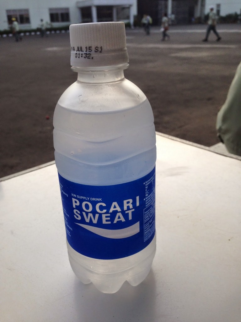 POCARI SWEAT